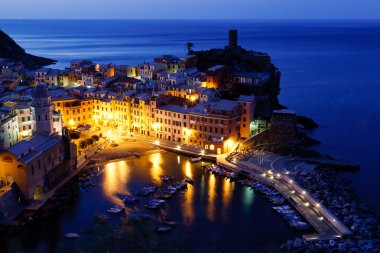 tarihi köy vernazza gece, cinque terre, İtalya