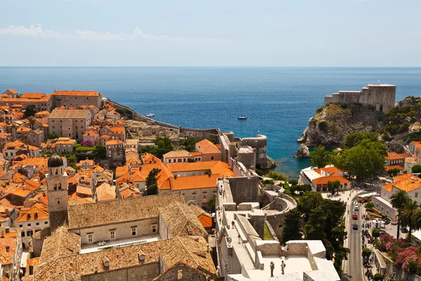 Panorama de Dubrovnik desde las murallas de la ciudad, Croacia —  Fotos de Stock