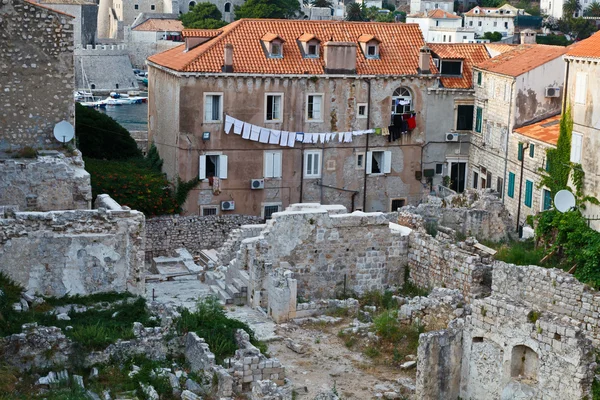 Házak romjait, Dubrovnik, Horvátország — Stock Fotó