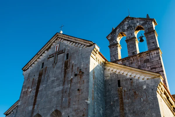 Kerk van Sint Franciscus in pula, Kroatië — Stockfoto