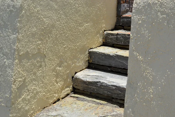Kamienie schody. — Zdjęcie stockowe