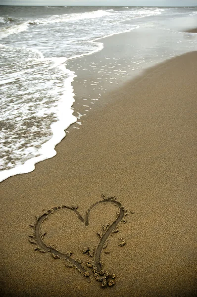 Serce na plaży — Zdjęcie stockowe