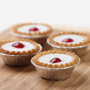 Cherry bakewell clipart