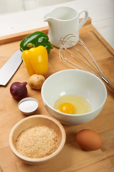 Omelet preparaat — Stockfoto