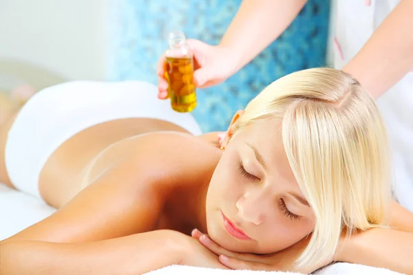 Young Woman In Spa — Stock Photo, Image