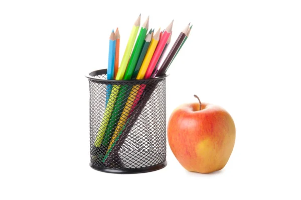 Renkli kalemler siyah tutucu — Stok fotoğraf
