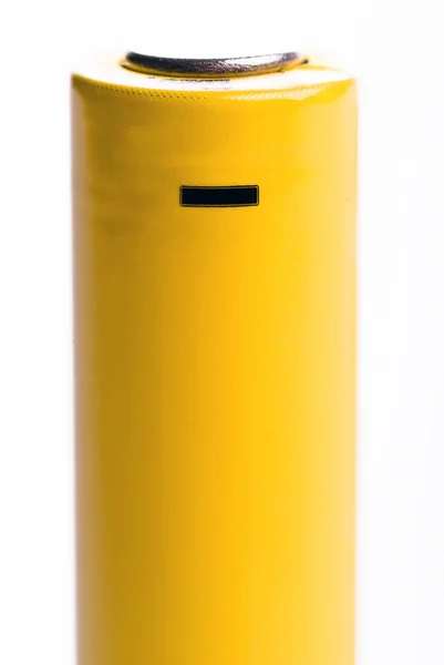 Negatywnego terminali baterii żółty — Zdjęcie stockowe