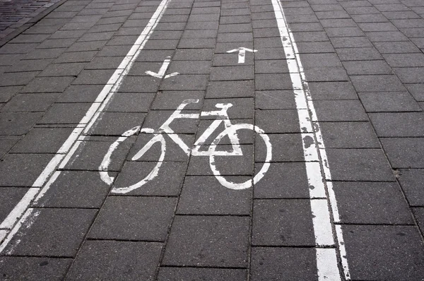 Carretera de bicicletas Señal en la ciudad — Foto de Stock