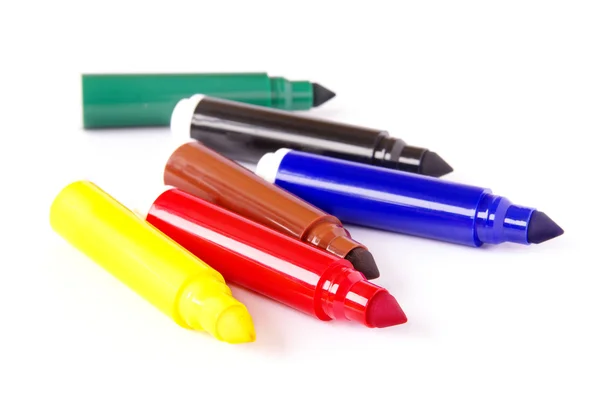 Mångfärgade soft-tip pennor isolerad på vit bakgrund — Stockfoto