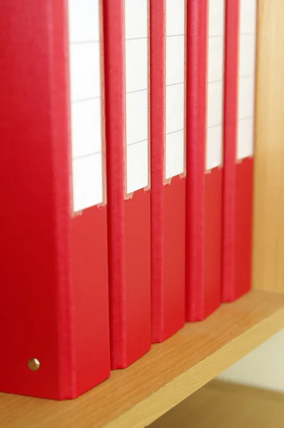 Cartelle rosse ufficio — Foto Stock