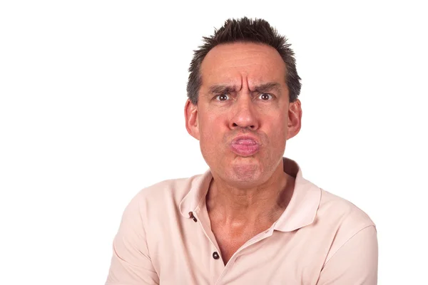 Dilini ve aptal yüz çekerek kızgın adam — Stok fotoğraf