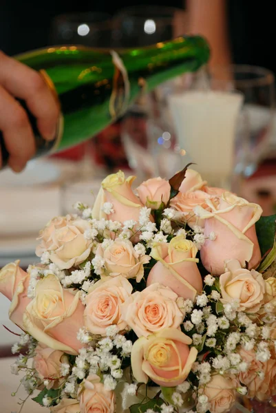 Brides bouquet — Stock Photo, Image