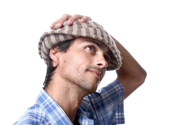 Lässiges Männerporträt mit Hut auf weißem Hintergrund — Stockfoto