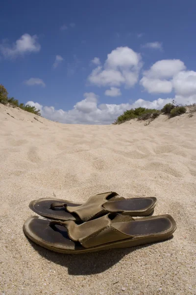 Sandálias velhas — Fotografia de Stock