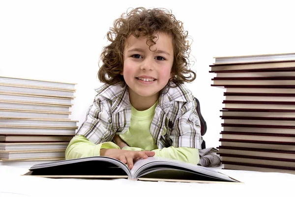 Enfant avec des livres — Photo