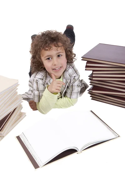 Kind mit Büchern — Stockfoto
