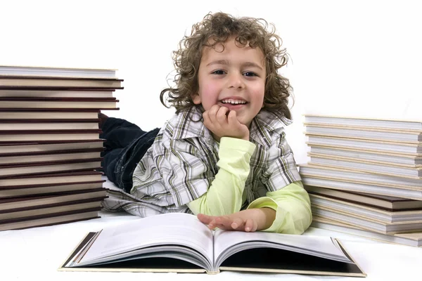 Criança com livros — Fotografia de Stock