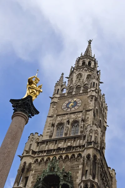 Άγαλμα της Παναγίας στο Μόναχο — Φωτογραφία Αρχείου