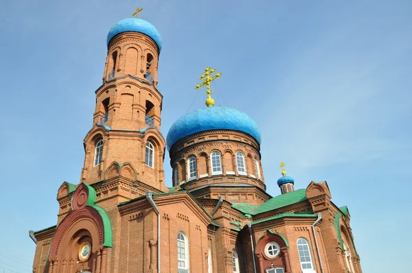 Barnaul. Catedral de Pokrovsky . — Foto de Stock