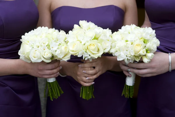 Bridesmaids with flowers — Stock Photo, Image