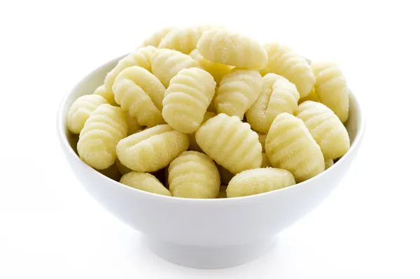 Gnocchi isolé sur fond blanc — Photo