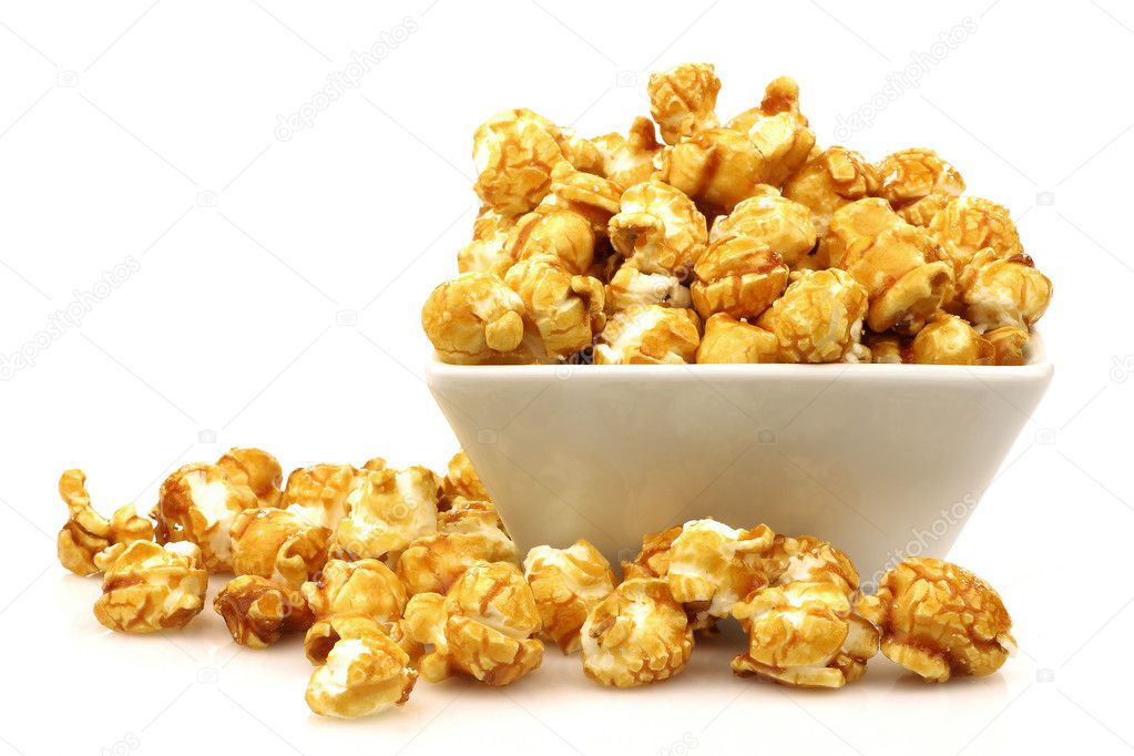 Pieces of caramel popcorn in a bowl