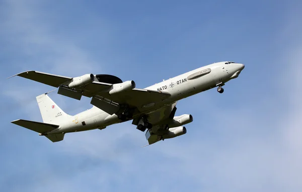 Avião de awacs Boeing e-3 sentry — Fotografia de Stock