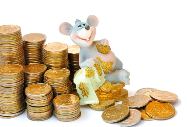 Мышь и монеты — стоковое фото