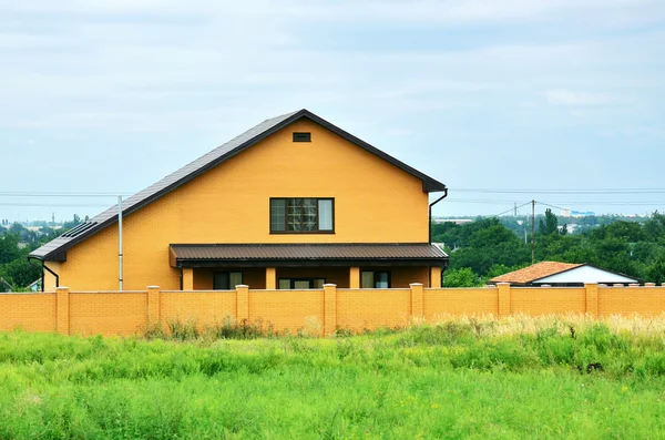 The orange house — Stock Photo, Image