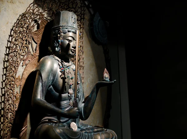 Bronzen standbeeld van de boeddhistische — Stockfoto