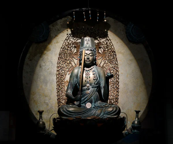 Estatua budista de bronce — Foto de Stock