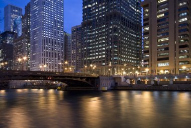 Downtown chicago gün batımında