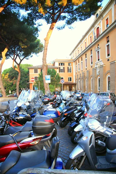 Italienska mopeder — Stockfoto