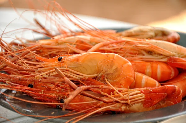 Big shrimps on the plate — Stock Photo, Image