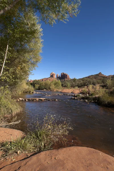 Oak Creek and Cathedral rock in distance near Sedona. — Stock Photo, Image