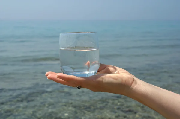 Glas water — Stockfoto