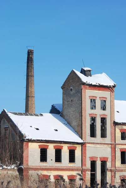 Старий завод — стокове фото