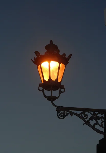 Eski lamba — Stok fotoğraf