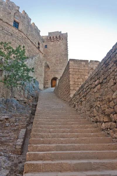 Treppe hinauf zur Burg Stockfoto