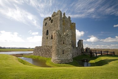 Threave Castle, Kirkcudbright, Dumfries & Galloway, Scotland clipart