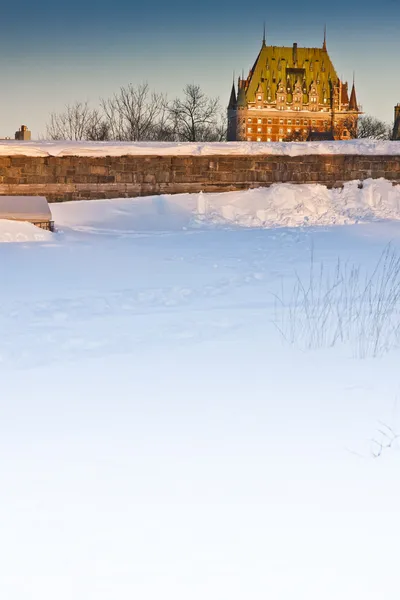 シャトー フロンテナック ケベック市で冬に ロイヤリティフリーのストック写真