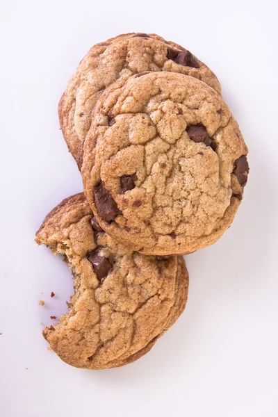 Chocolate Chip Cookies With One Bitten — Stock Photo, Image