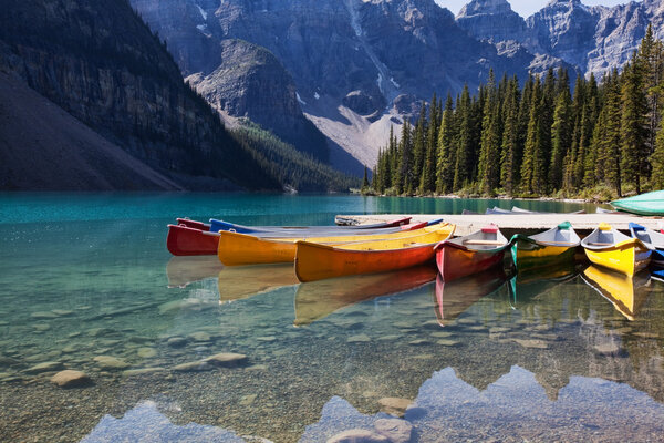 Canoes on Moraine Lake