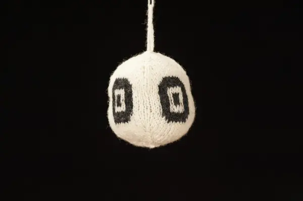 Knitted balls
