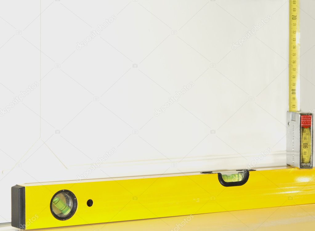 spirit level with measure