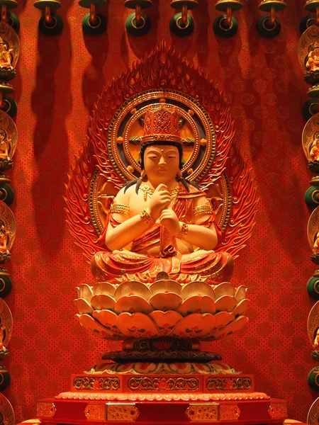 Будда в китайському храмі — стокове фото