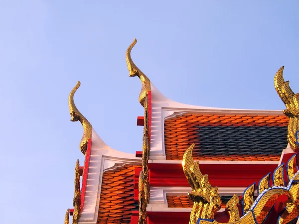Telhado do templo em Bangkok Tailândia — Fotografia de Stock