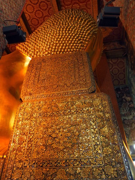 Το πίσω μέρος του ανακλινόμενα Βούδα, wat pho, Μπανγκόκ, Ταϊλάνδη — Φωτογραφία Αρχείου