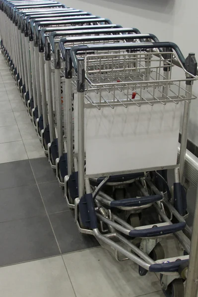Baggage trolleys at the airport — Stock Photo, Image