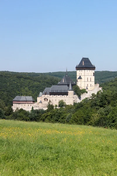 Karlstejn замок в Чехії — стокове фото